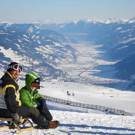 Appartement Nahe Den Skigebieten Und Ausgangspunkt Zu Sehenswuerdigkeiten By Interhome *